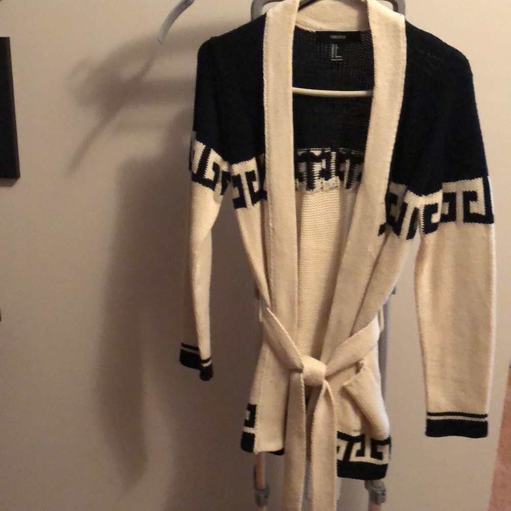 Cardigan sweater